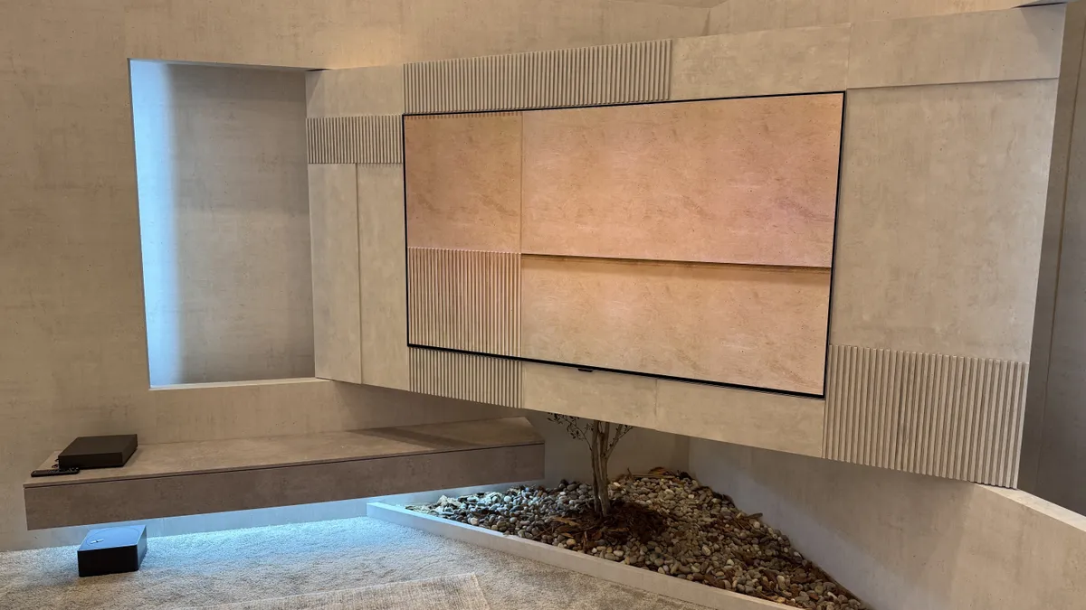 LG’s New C6 and G6 OLED TVs