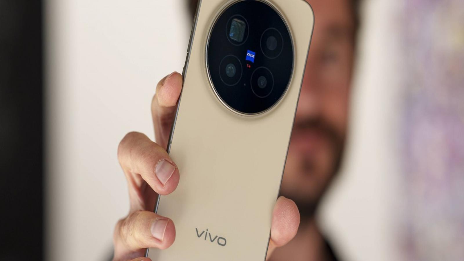 Xiaomi 18 vs Vivo X500: September Launch Tipped, Camera and Battery Upgrades Revealed