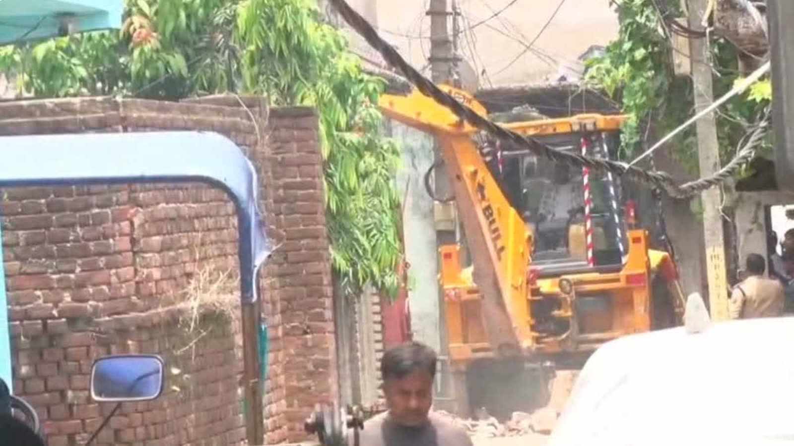 Dhanbad Police Bulldoze Prince Khan's Property After ₹5 Crore Extortion Threat to MLA