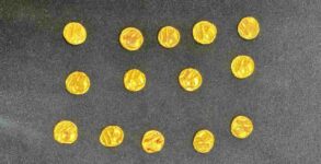 14 Gold Coins Found in Belagav