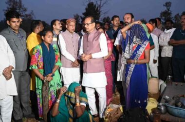 Shivraj Singh Chouhan Stages Protest Against Own Govt, Raises Questions Over Tensions With CM Mohan Yadav