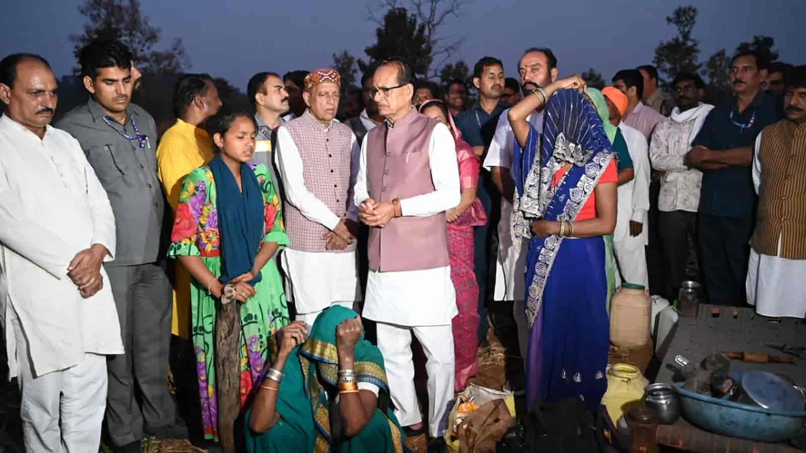 Shivraj Singh Chouhan Stages Protest Against Own Govt, Raises Questions Over Tensions With CM Mohan Yadav