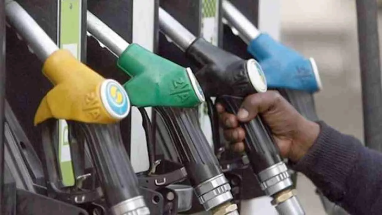 Petrol, Diesel price today January 23, 2021: Petrol costlier by Rs 11, Diesel by Rs 8 in one year!
